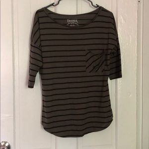 Olive + Black stripe half sleeve - L